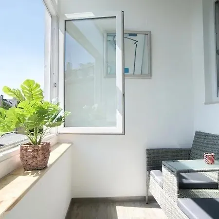 Luxurioese 2,5 Zimmer Oase Komplett Ausgestattet In Top Lage Essen Exterior photo