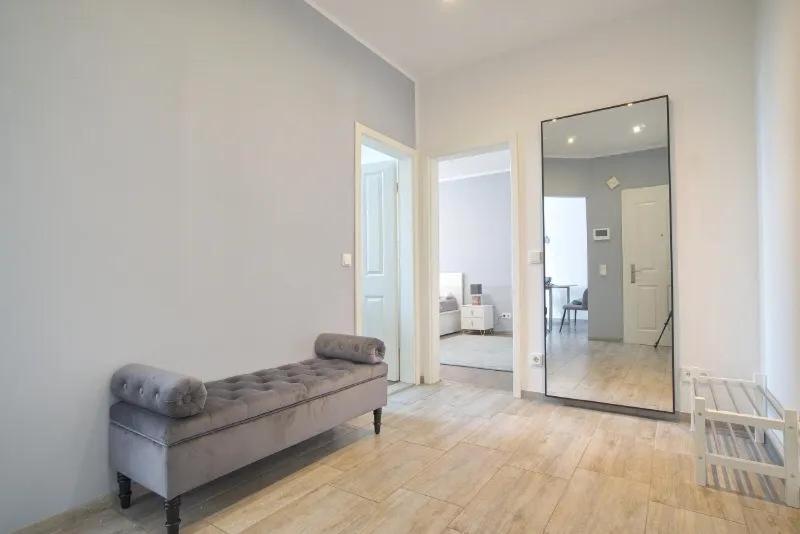 Apartment Luxurioese 2,5 Oase Komplett Ausgestattet In Lage