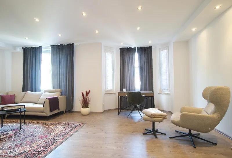 Luxurioese 2,5 Oase Komplett Ausgestattet In Lage Apartment *